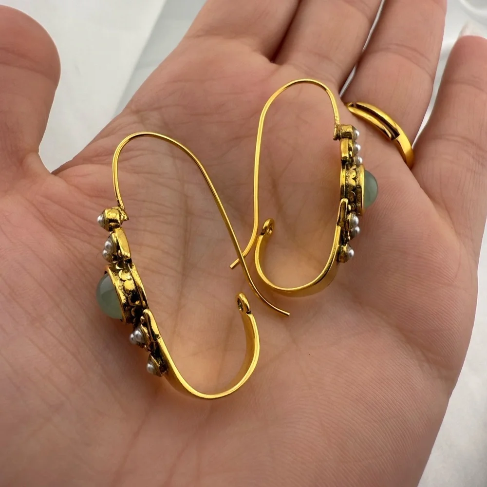 Vintage  gold color Boho Hook Earrings – Gold & Silver